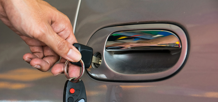 Car door lock repair in Livingston