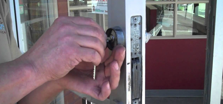 commercial door lock repair Livingston